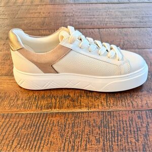 Ted Baker Lace Up Tan & Cream Vegan Leather Sneakers SZ.8